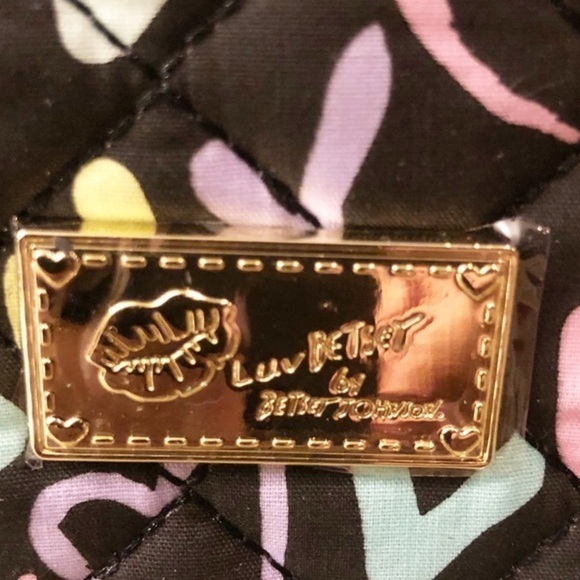 Betsey Johnson weekender rainbow bag NWT - Picture 2 of 16